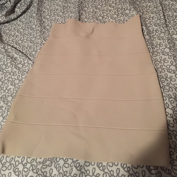 High waisted skirt