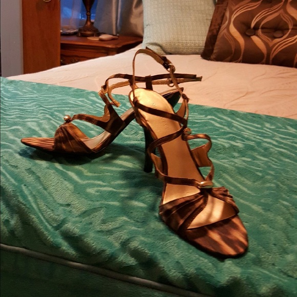 Nine West sandals - Picture 1 of 2