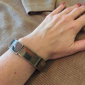 Chico's enamel stretch bracelet