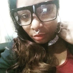 Meet your Posher, Angela