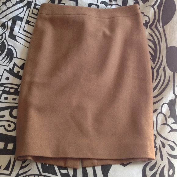 SOLD! - NEW Factory sand brown wool pencil skirt - Picture 3 of 4