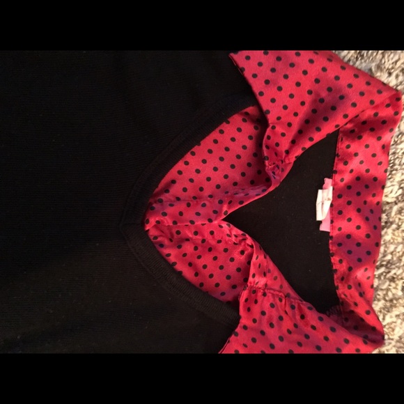 Sweater - Picture 3 of 3