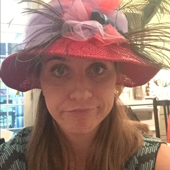 Meet your Posher, Bridget - Picture 1 of 1