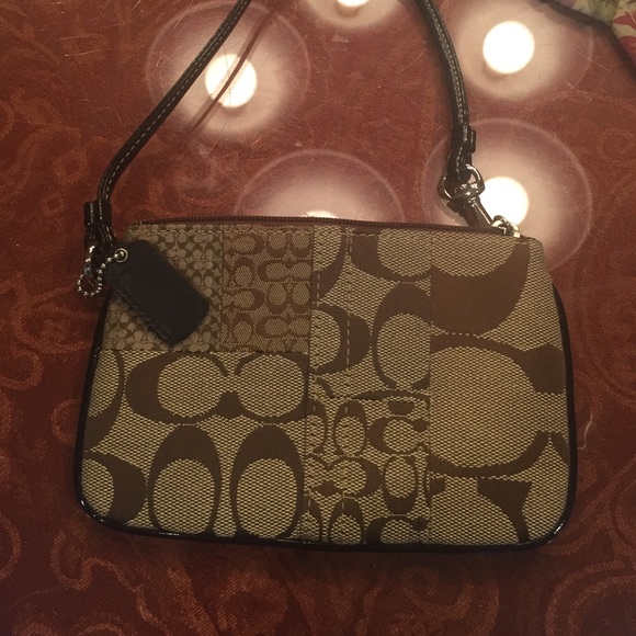 Brand new coach Wristlet
