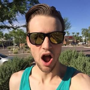 Meet your Posher, Eddie