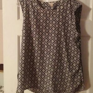 Sleeveless drapey top
