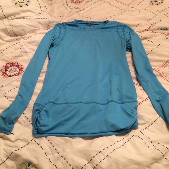 Athleta running top