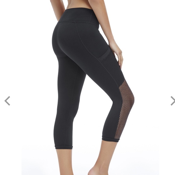NWT Fabletics Capris