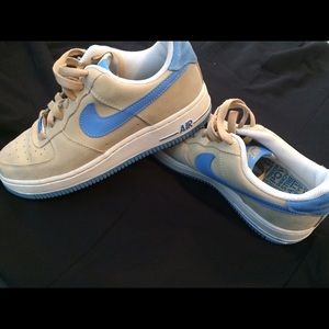 Nike Air Force 1