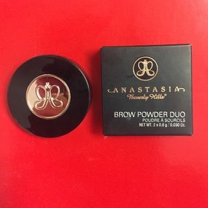 Anastasia Brow Duo in Dark Brown