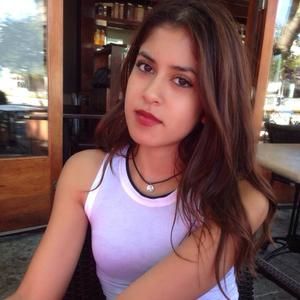 Meet your Posher, Asyiah