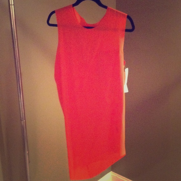 Bergdorf goodman size 2 - Picture 1 of 2