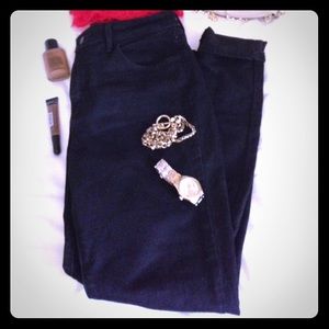 Levi's black skinny high waisted jeans