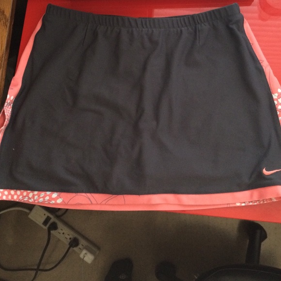 GRAY/ LIGHT PINK NIKE TENNIS SKIRT
