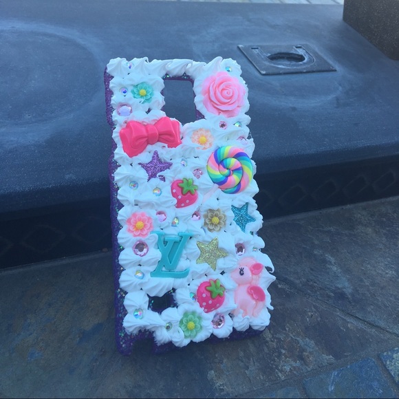 Bling decoden phone case for any phone - Picture 2 of 4