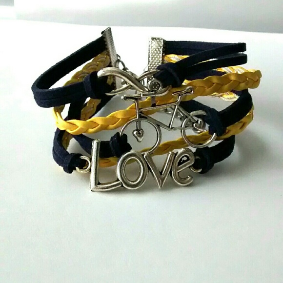 Lovr, cycling, eternity bracelet