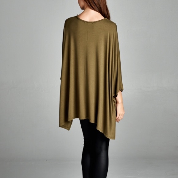 LOWEST "Antigone" Asymmetrical Loose Kimono Top - Picture 2 of 3
