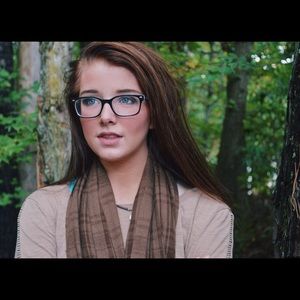 Meet your Posher, Maddie