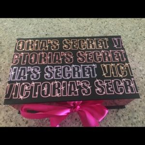Victoria's Secret mini perfume set
