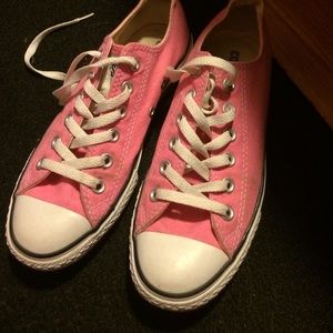 Pink converse