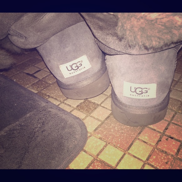 Button Uggs