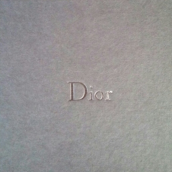Dior box