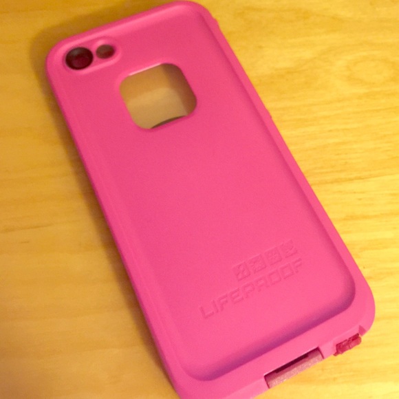 Life proof iPhone 5s case