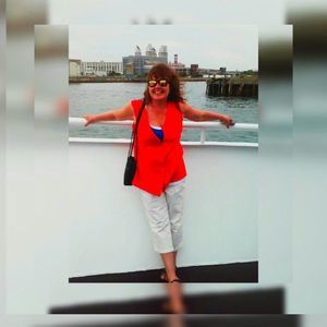 Meet your Posher, Carol