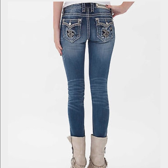 ISO Gloria & Iselin Rock revivals SZ 26!💕 - Picture 2 of 4