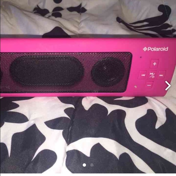 Polaroid Bluetooth speaker