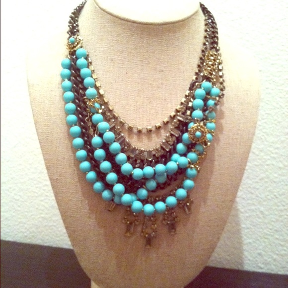 Glamorous Modern Vintage Look Necklace - Picture 1 of 4