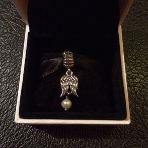New with box PANDORA wing charm with pearl