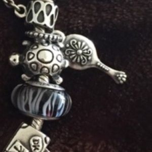 Vanity mirror for Caitlin!