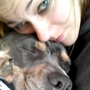 Meet your Posher, Chloe