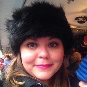 Meet your Posher, Selina