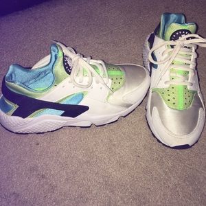Nike Huarache sneakers