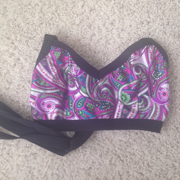 details dance wear patterned crop top/sports bra - Picture 2 of 4