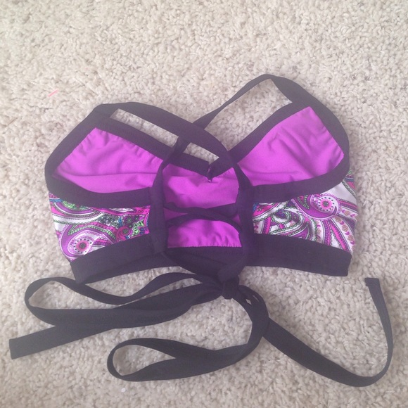 details dance wear patterned crop top/sports bra - Picture 4 of 4