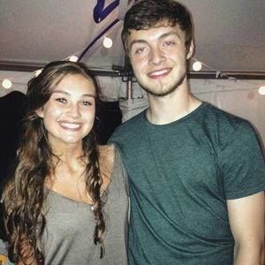 Meet your Posher, Jasmine