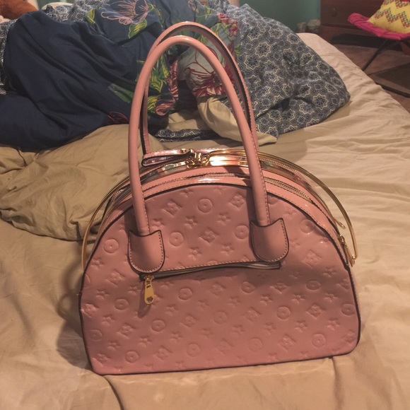 Purse. - Picture 2 of 4