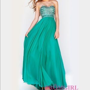 Emerald Green Sherri Hill Prom Dress