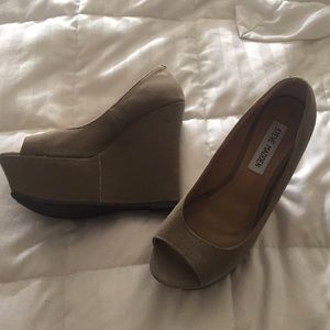 Steve Madden wedges