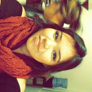 Meet your Posher, Rachelle