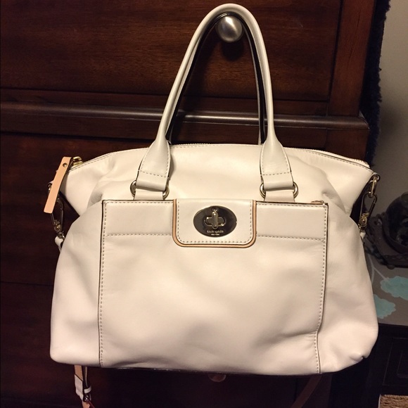 kate spade Handbags - Authentic Kate Spade handbag.