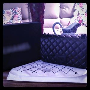 Black Classic Quilted Flap Bag Jumbo