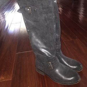 dark grey madden girl boots
