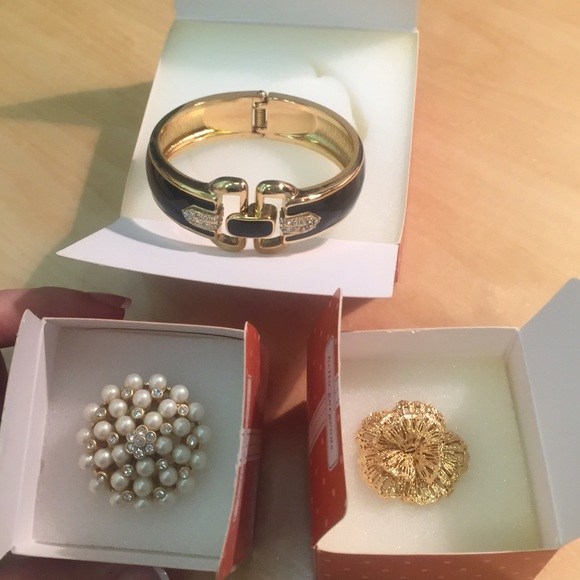 Sold Bundle - Picture 1 of 1