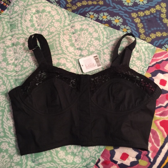 NWT bralette. KIMCHI BLUE. URBAN OUTFITTERS.