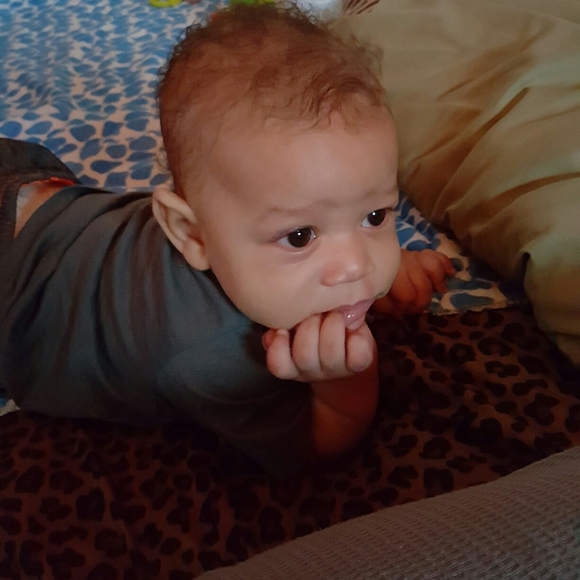 Meet your Posher, Meena