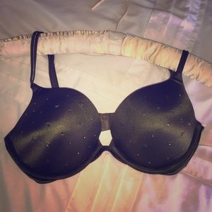 Olive green jeweled Victoria's Secret Bra size 34C